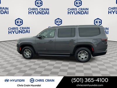 2023 Jeep Wagoneer Base