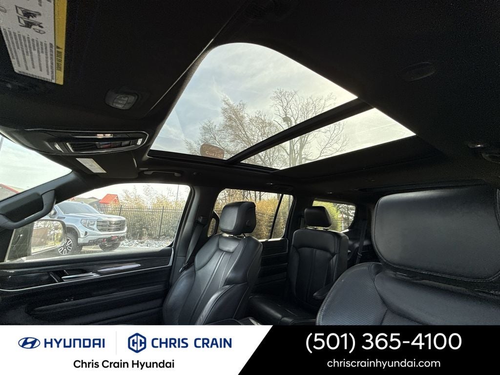 2022 Jeep Wagoneer Series III