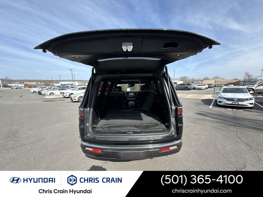 2022 Jeep Wagoneer Series III