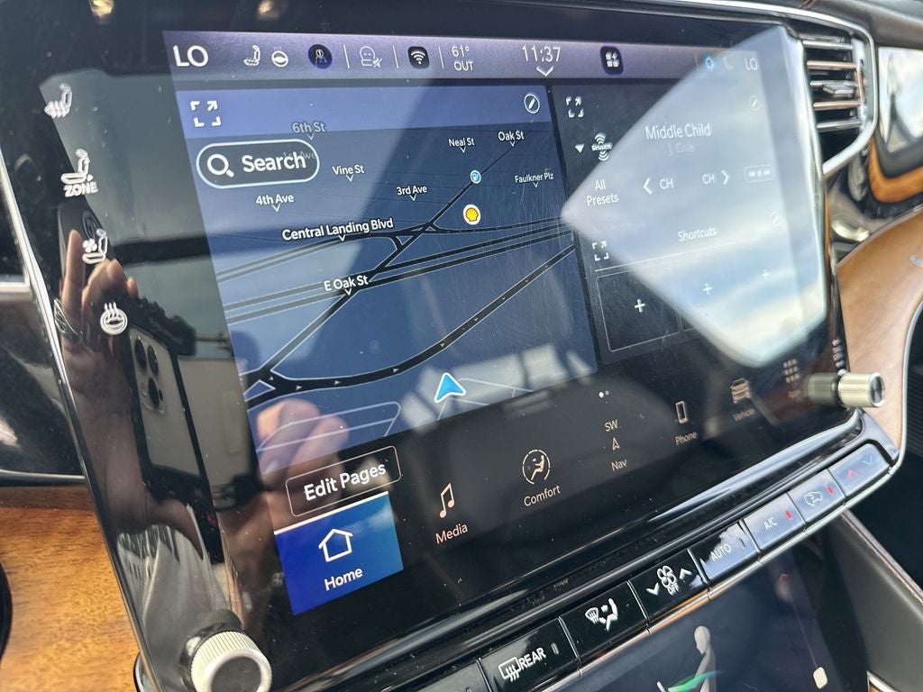 2022 Jeep Grand Wagoneer Series III