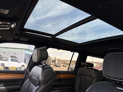 2022 Jeep Grand Wagoneer Series III