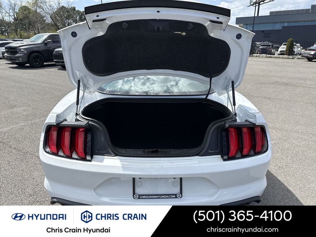 2022 Ford Mustang EcoBoost