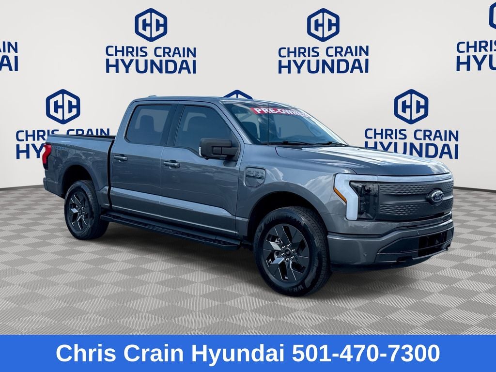 2023 Ford F-150 Lightning XLT