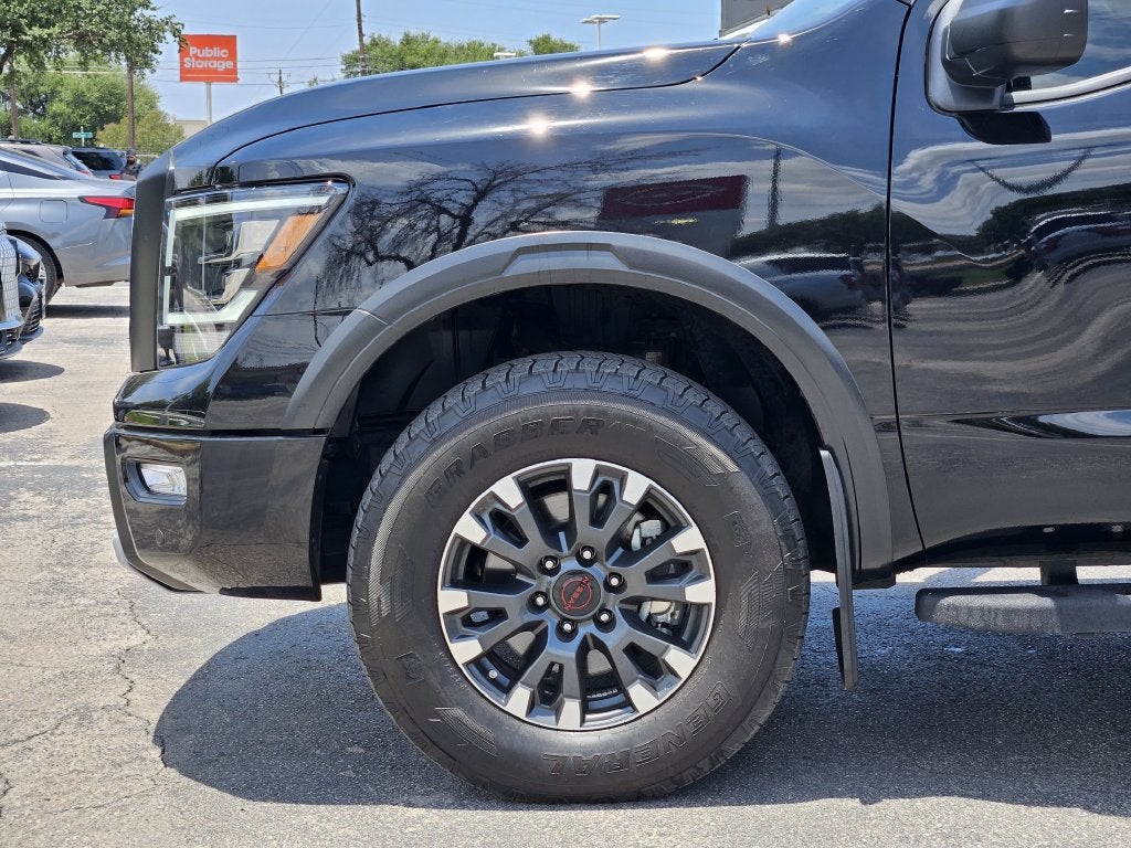 2024 Nissan Titan PRO-4X