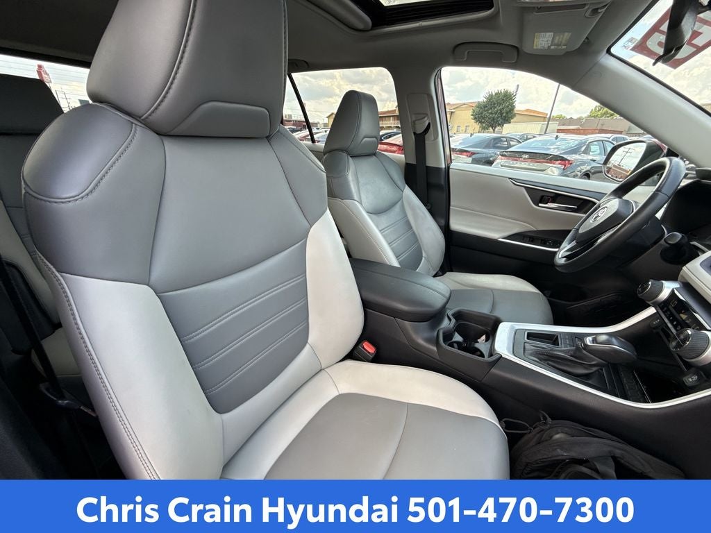 2021 Toyota RAV4 XLE Premium