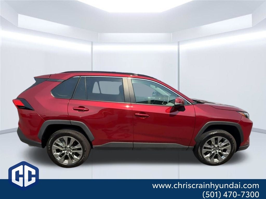 2025 Toyota RAV4 XLE Premium