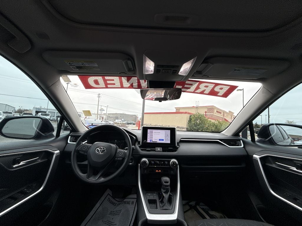 2023 Toyota RAV4 XLE