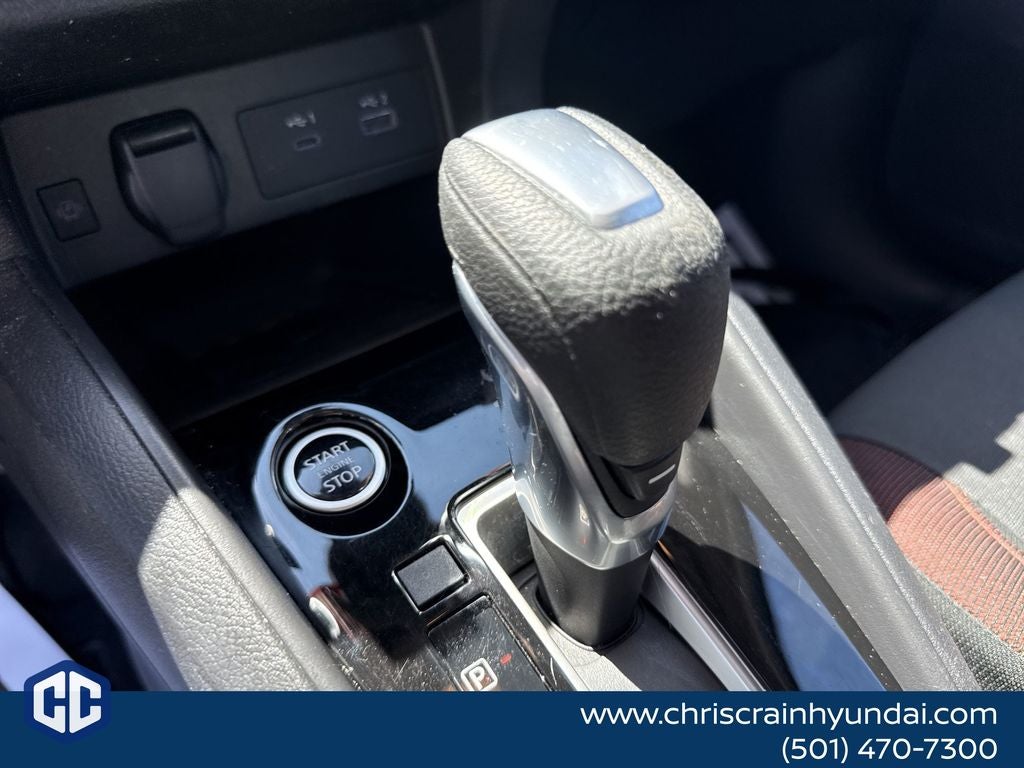 2023 Nissan Versa 1.6 SR