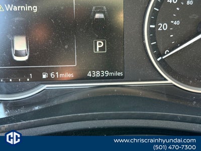 2023 Nissan Versa 1.6 SR