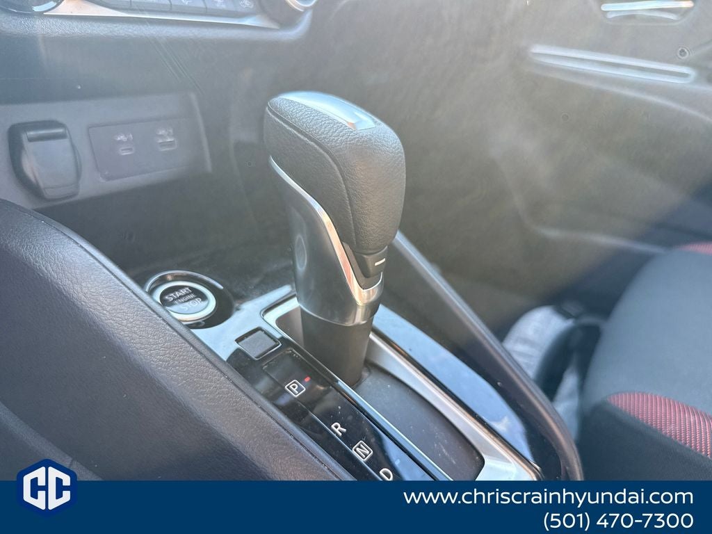 2023 Nissan Versa 1.6 SR