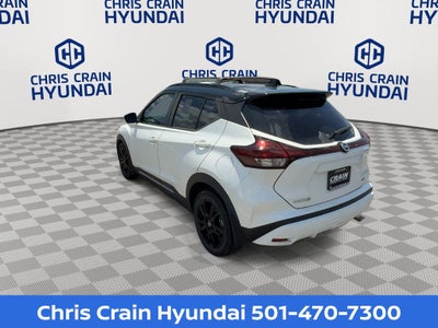 2021 Nissan Kicks SR