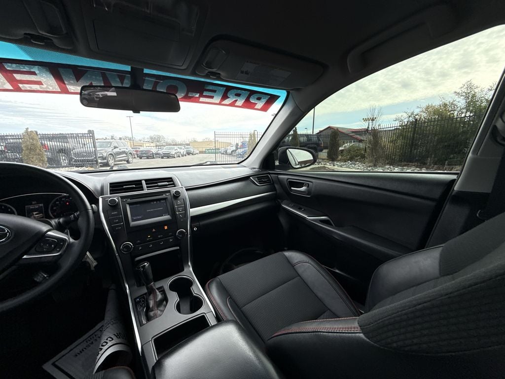 2017 Toyota Camry LE