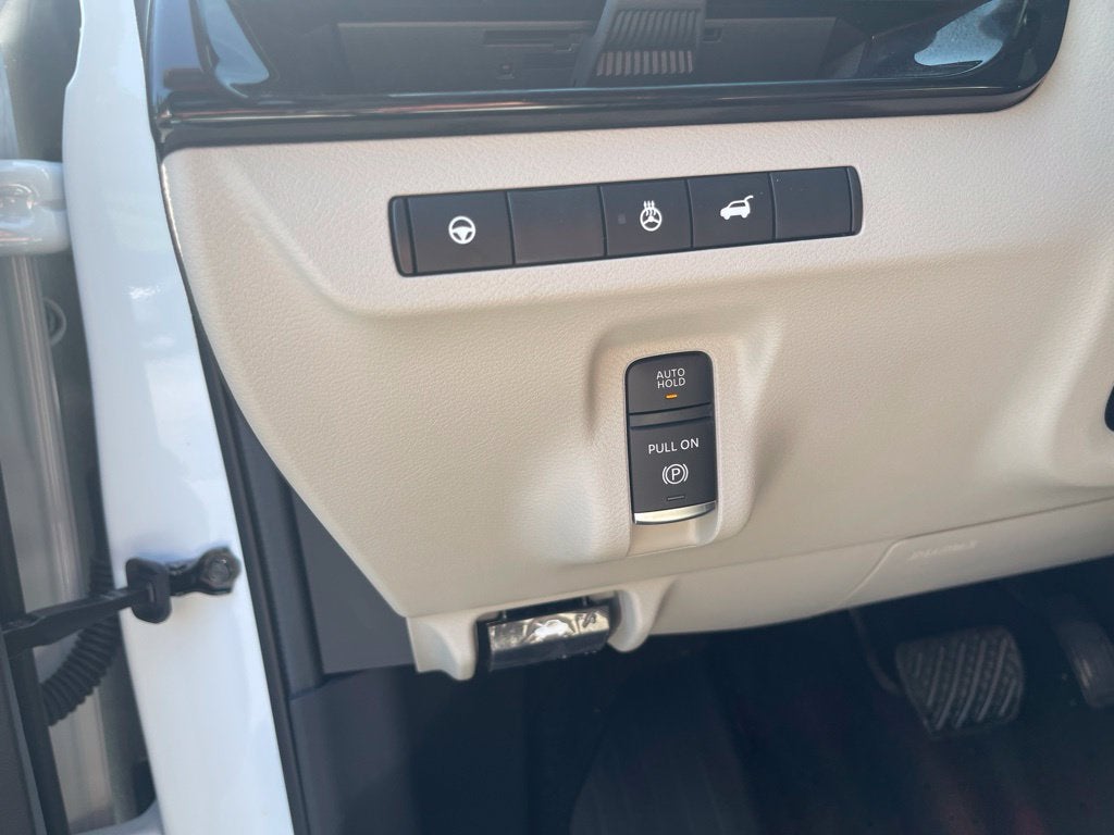 2025 Nissan Murano SL