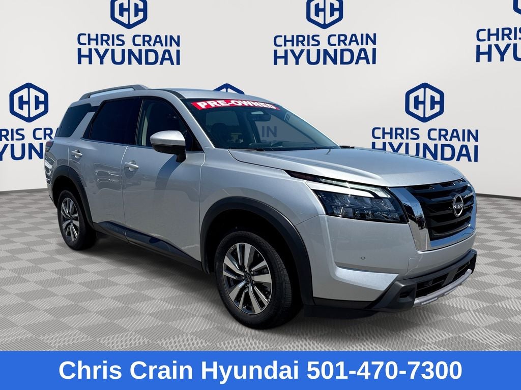 2025 Nissan Pathfinder SL