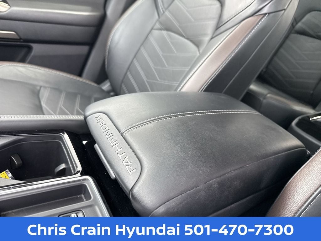 2024 Nissan Pathfinder Platinum