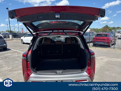2025 Nissan Pathfinder Platinum
