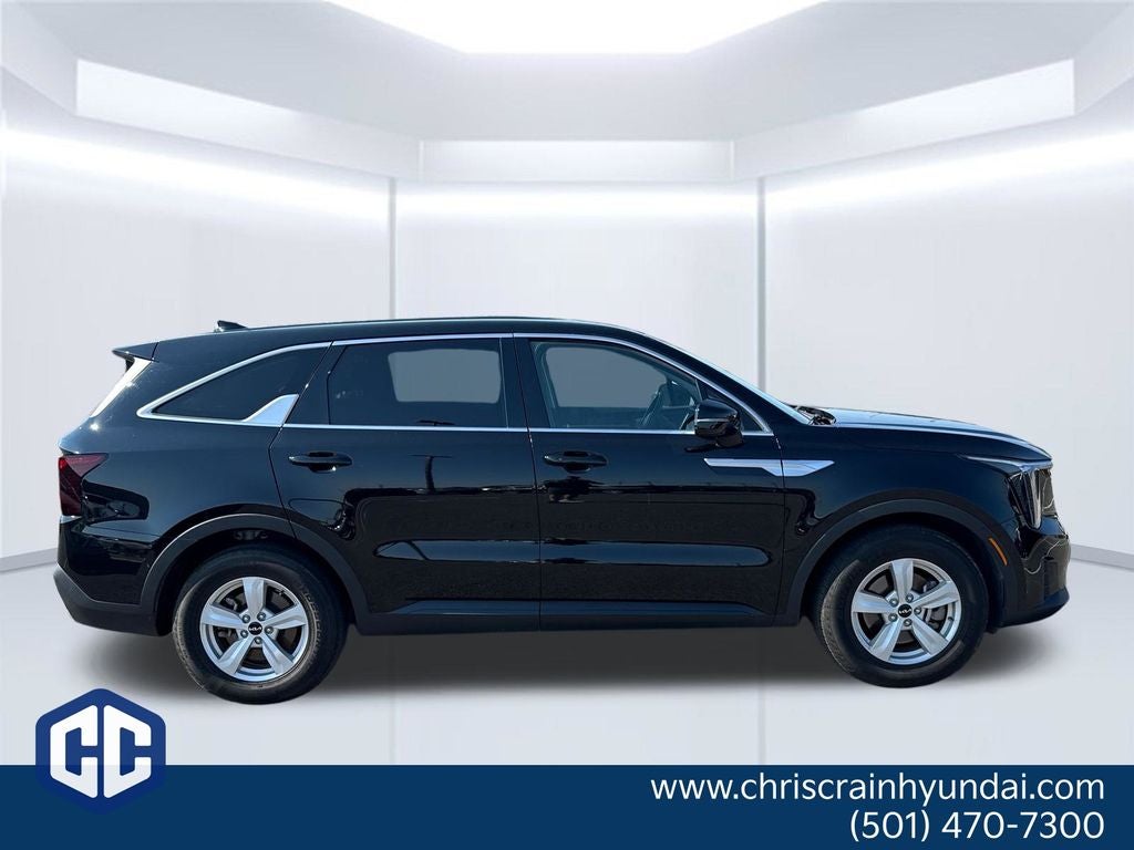 2025 Kia Sorento LX