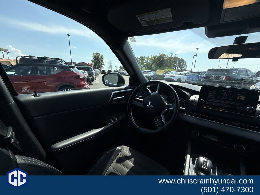 2022 Mitsubishi Outlander SE