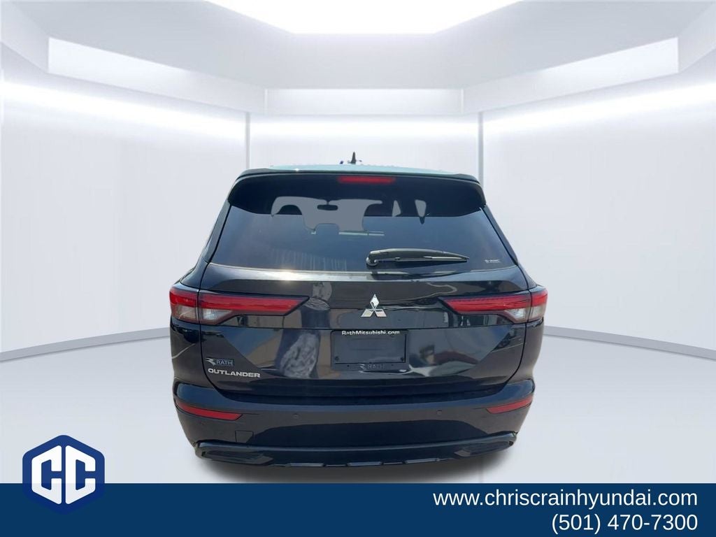 2022 Mitsubishi Outlander SE