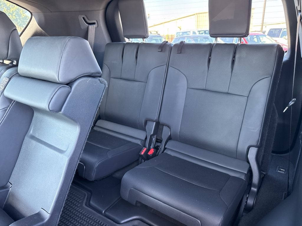 2025 Lexus LX 600 Premium