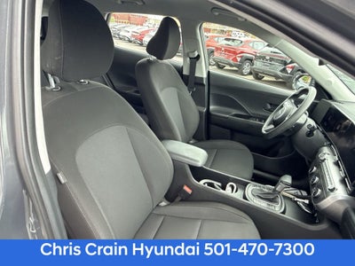 2025 Hyundai Kona SE