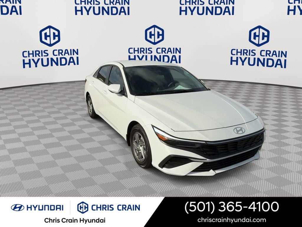 2025 Hyundai Elantra SE
