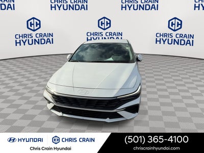 2025 Hyundai Elantra SE