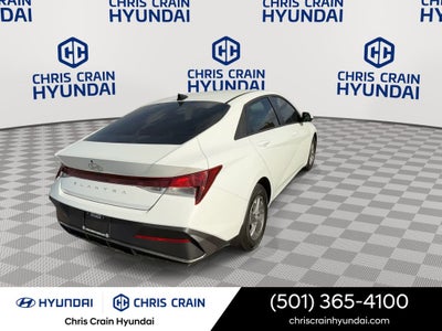 2025 Hyundai Elantra SE