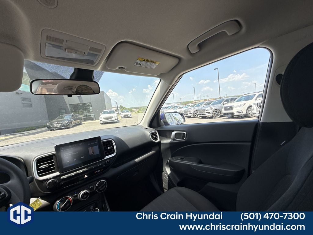2025 Hyundai Venue SE