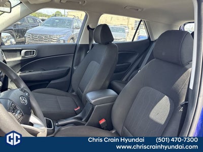 2025 Hyundai Venue SE