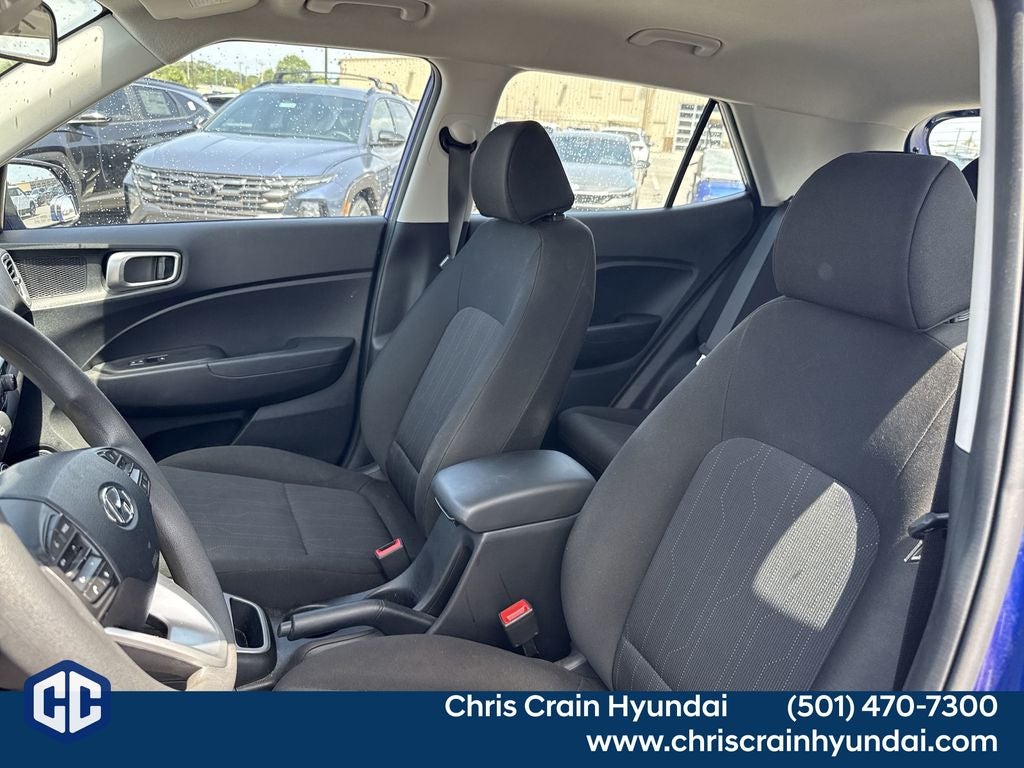 2025 Hyundai Venue SE