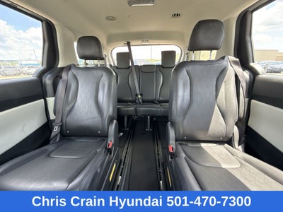 2023 Kia Carnival LX Seat Package