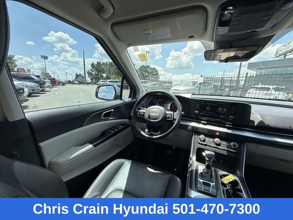 2023 Kia Carnival LX Seat Package