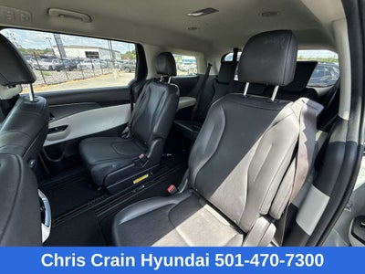2023 Kia Carnival LX Seat Package