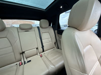 2020 Porsche Cayenne Base