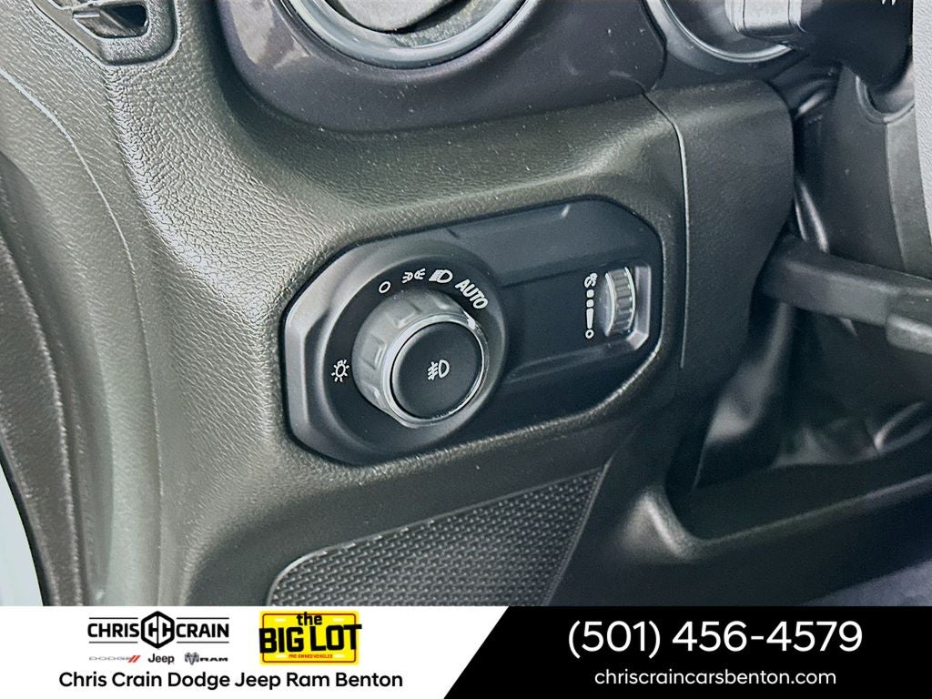 2023 Jeep Wrangler 4-Door Sahara Altitude 4x4