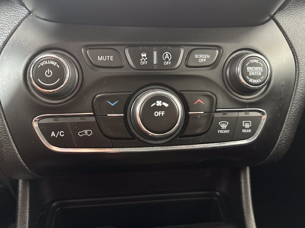 2020 Jeep Cherokee Latitude Plus FWD