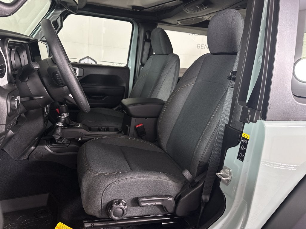 2027 Jeep Wrangler WRANGLER 2-DOOR SPORT