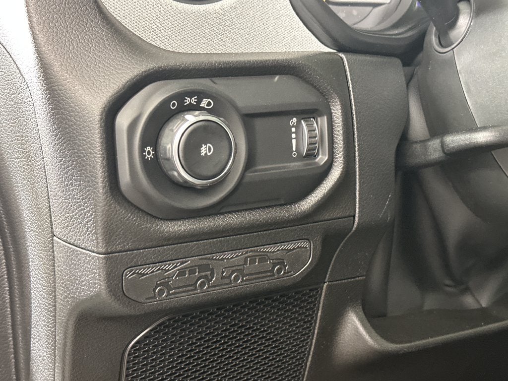 2027 Jeep Wrangler WRANGLER 2-DOOR SPORT