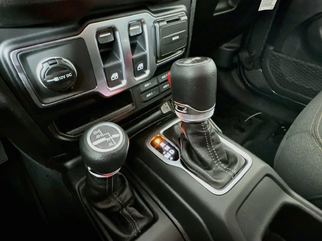 2027 Jeep Wrangler WRANGLER 2-DOOR SPORT