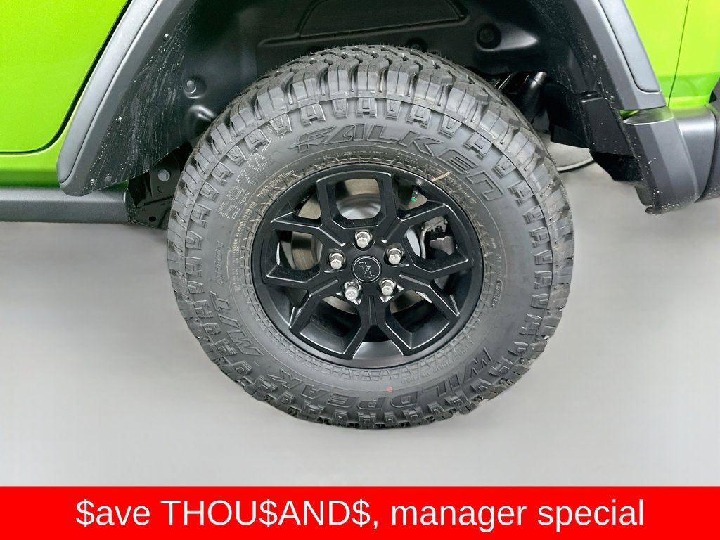 2025 Jeep Wrangler 4-Door Willys 4x4