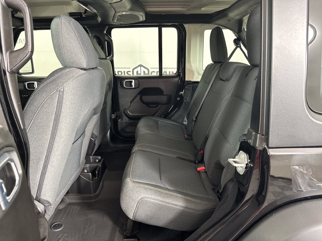 2027 Jeep Wrangler WRANGLER 4-DOOR SPORT