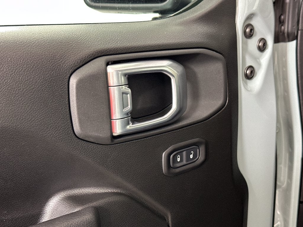2027 Jeep Wrangler WRANGLER 4-DOOR SPORT