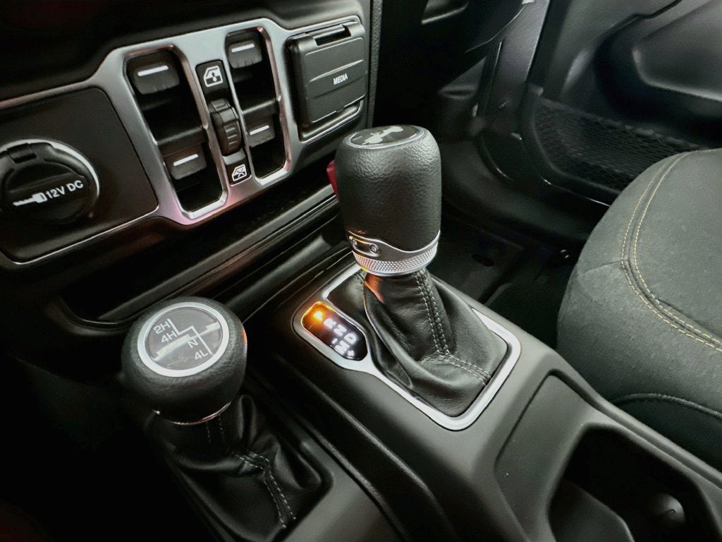 2027 Jeep Wrangler WRANGLER 4-DOOR SPORT