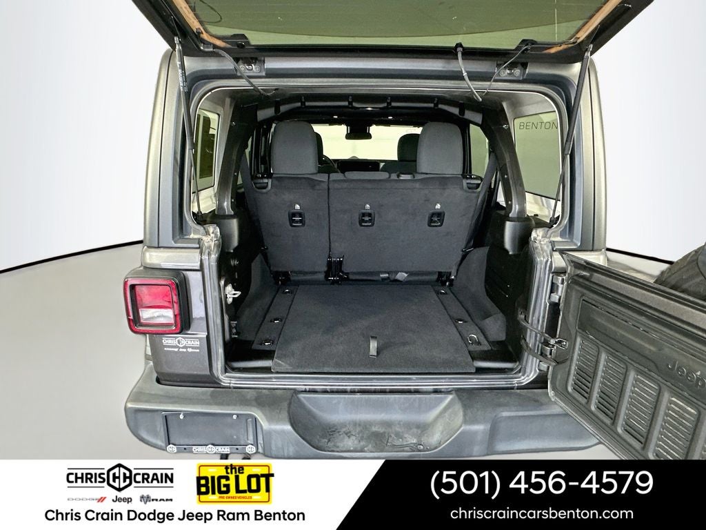 2025 Jeep Wrangler 4-Door Summit 4x4
