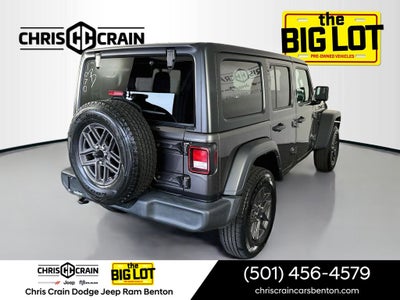 2025 Jeep Wrangler 4-Door Summit 4x4