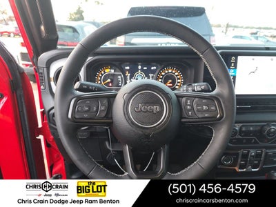 2025 Jeep Wrangler 4-Door Summit 4x4