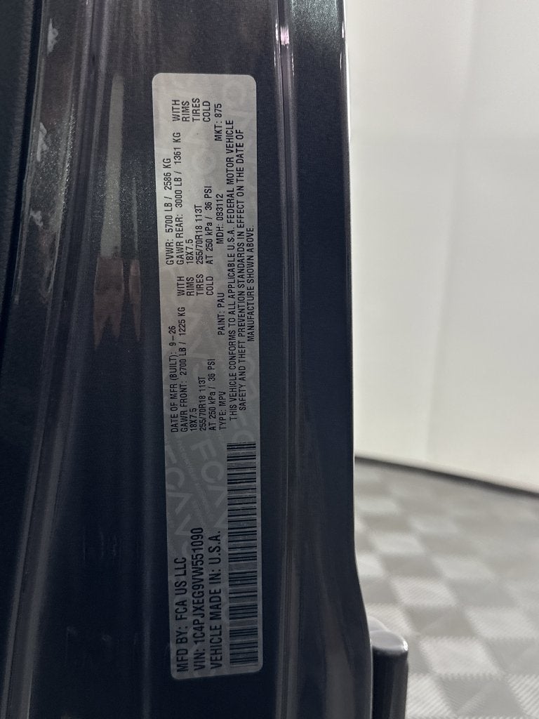 2027 Jeep Wrangler WRANGLER 4-DOOR SAHARA