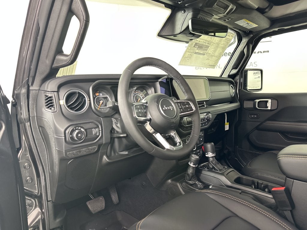 2027 Jeep Wrangler WRANGLER 4-DOOR SAHARA