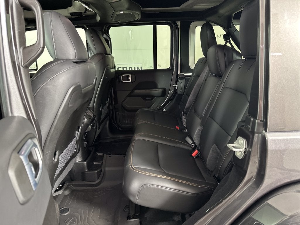 2027 Jeep Wrangler WRANGLER 4-DOOR SAHARA